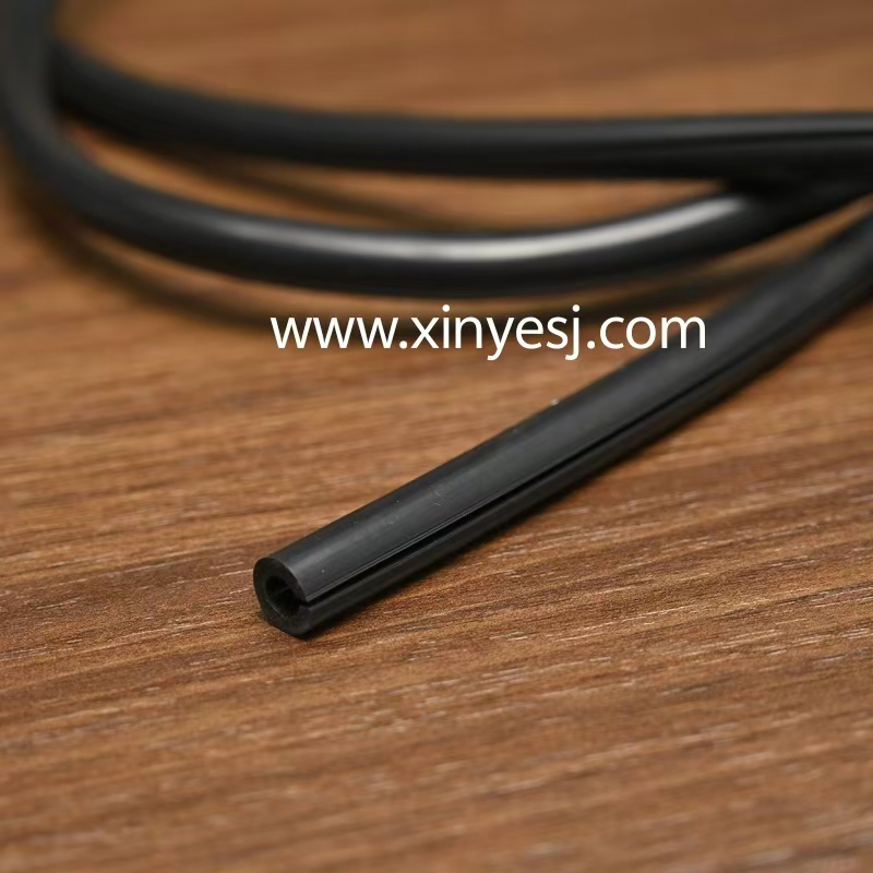 侧面开口防滑硅胶管